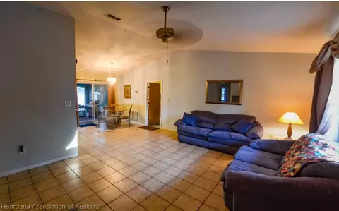 2130 Gresham St, Sebring, FL 33875 photo 4