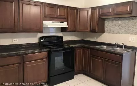 313 Loon Ave, Sebring, FL 33870 photo 2