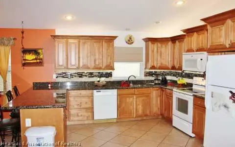 352 Hemlock Ave, Sebring, FL 33870 photo 8