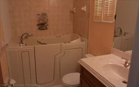 3834 Thunderbird Hill Cir, Sebring, FL 33872 photo 4