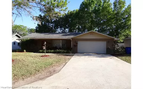 128 Sparrow Ave, Sebring, FL 33870 photo 1