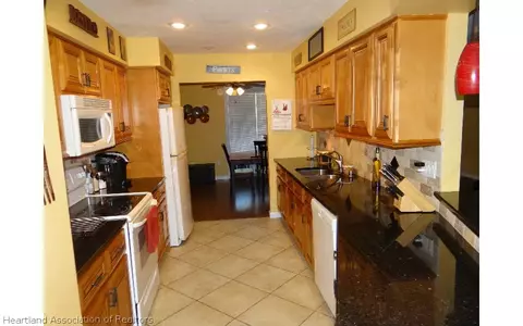 128 Sparrow Ave, Sebring, FL 33870 photo 13