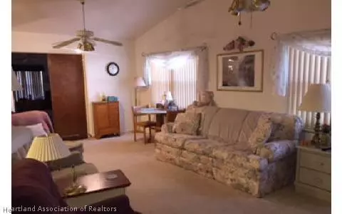 8024 Pine Glen Rd, Sebring, FL 33876 photo 2