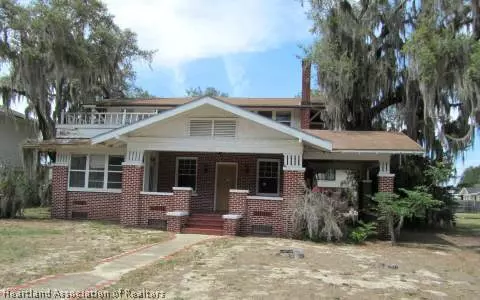 830 Bay St, Sebring, FL 33870 photo 3