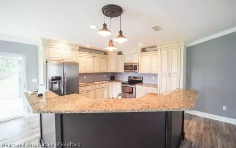 3515 Westminster Rd, Sebring, FL 33875 photo 2