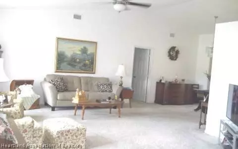 409 Maple Ln, Sebring, FL 33876 photo 13