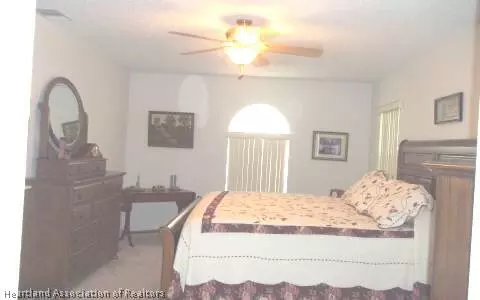 409 Maple Ln, Sebring, FL 33876 photo 4