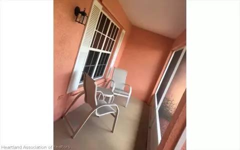 2007 Alan St, Sebring, FL 33875 photo 2