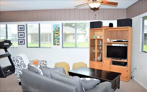 409 Mac Ln, Sebring, FL 33875 photo 9