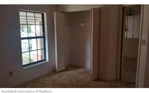 227 Robin Ave, Sebring, FL 33870 photo 4