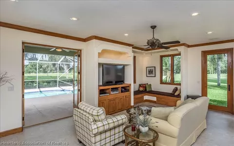3246 Wynstone Ct, Sebring, FL 33875 photo 9