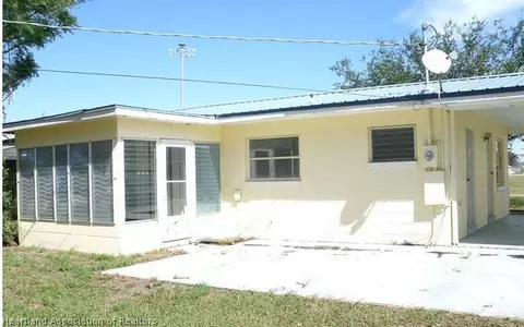 727 Persimmon Ave, Sebring, FL 33875 photo 2