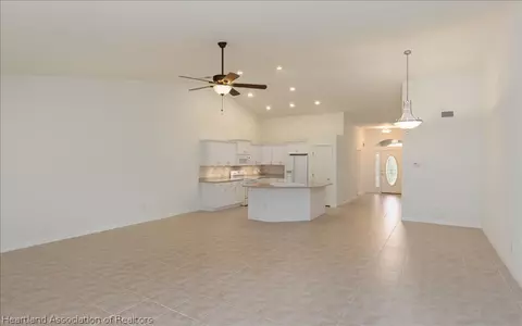 5516 Castania Dr, Sebring, FL 33872 photo 6