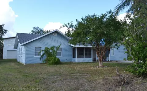 2015 Covington Rd, Sebring, FL 33870 photo 3