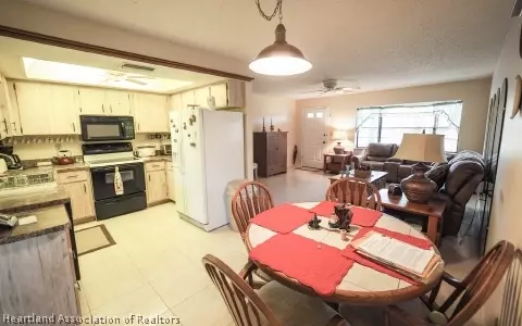 3710 Thunderbird Hill Cir, Sebring, FL 33872 photo 11