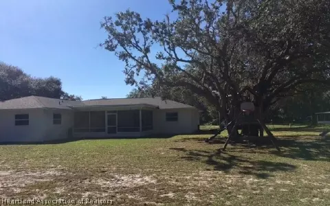 117 Winston Rd, Sebring, FL 33876 photo 2