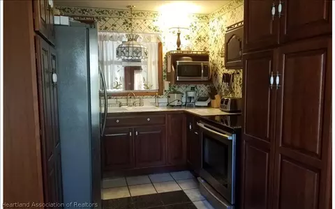 515 E Bay St, Wauchula, FL 33873 photo 3