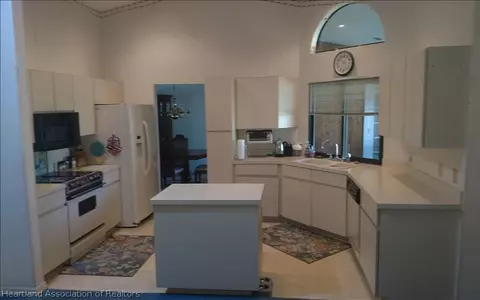 2420 Winterset Rd, Winter Haven, FL 33884 photo 5