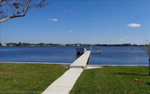726 Memorial Dr, Sebring, FL 33870 photo 14