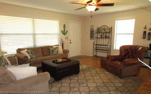 2201 Gilmore Ave, Sebring, FL 33875 photo 10