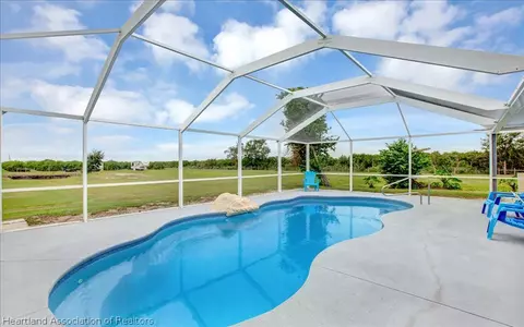 2005 Hicks Rd, Lorida, FL 33857 photo 11