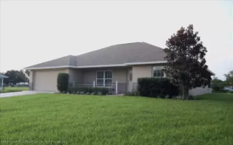 8101 Pine Glen Rd, Sebring, FL 33876 photo 1