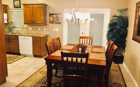8101 Pine Glen Rd, Sebring, FL 33876 photo 6
