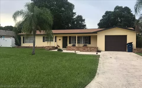 804 Golfside Ln, Sebring, FL 33870 photo 1
