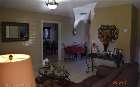 902 Triumph Dr, Sebring, FL 33872 photo 4