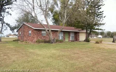 7825 Granada Rd, Sebring, FL 33876 photo 4