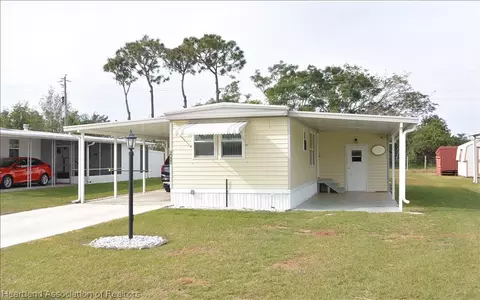2413 Georgia St, Sebring, FL 33870 photo 1