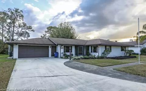 709 Golfside Ln, Sebring, FL 33870 photo 1