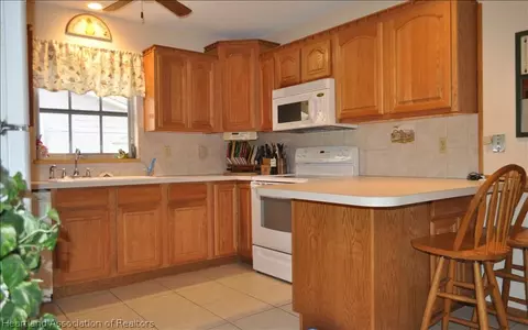 365 Racoon Ln, Lorida, FL 33857 photo 10