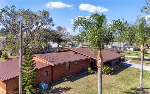 1111 Lakeshore Dr, Lorida, FL 33857 photo 2