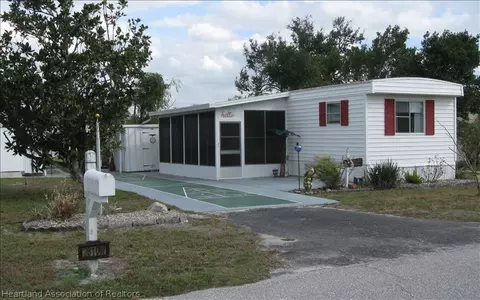 2810 Wallace Dr, Sebring, FL 33872 photo 2