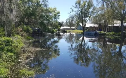 1547 Lakeshore Dr, Lorida, FL 33857 photo 13