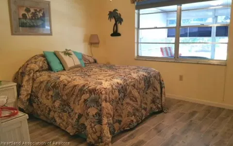 1547 Lakeshore Dr, Lorida, FL 33857 photo 9