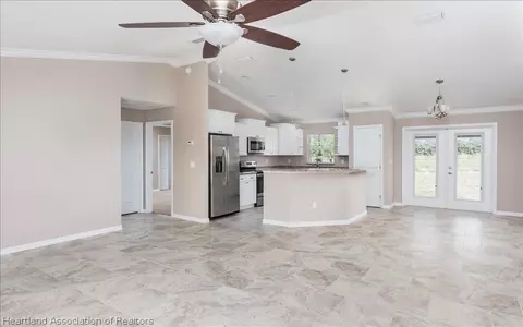 211 Mac Ln, Sebring, FL 33875 photo 5