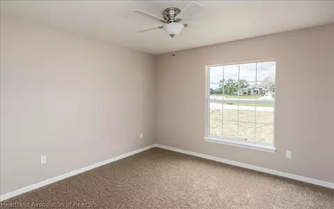 211 Mac Ln, Sebring, FL 33875 photo 9