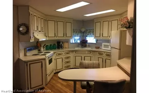 2548 Georgia St, Sebring, FL 33870 photo 2