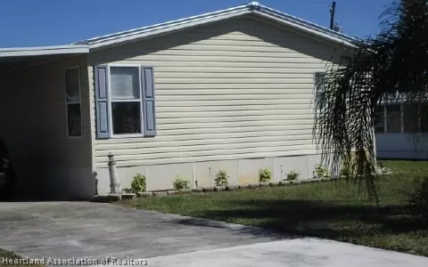 2014 E Robin Ave, Sebring, FL 33870 photo 1