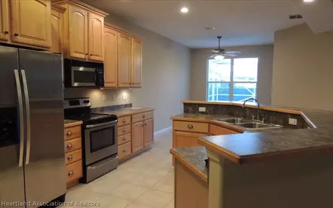 2820 Boulder Ct, Sebring, FL 33875 photo 3
