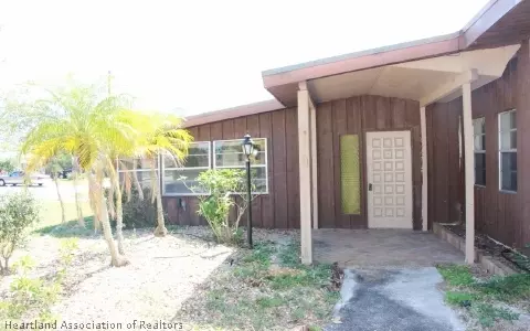 1917 E Recreation Dr, Sebring, FL 33875 photo 2