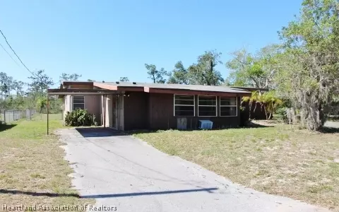 1917 E Recreation Dr, Sebring, FL 33875 photo 19