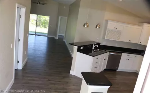 265 Meadowlark Ave, Sebring, FL 33870 photo 8