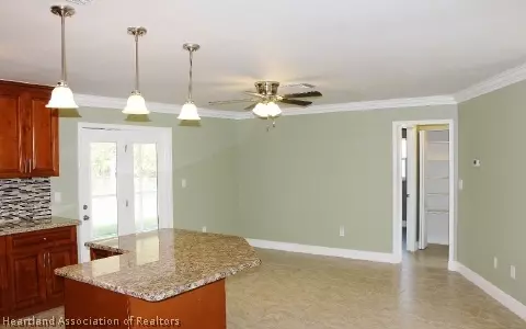 3220 Dolphin Dr, Sebring, FL 33870 photo 4