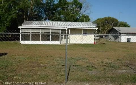 402 Dawes Rd, Frostproof, FL 33843 photo 1