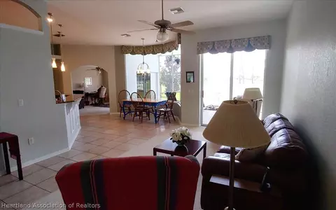 5724 Angelo Cir, Sebring, FL 33872 photo 8