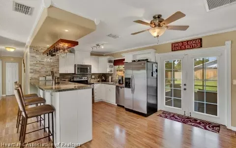 745 Lemans Dr, Sebring, FL 33872 photo 2