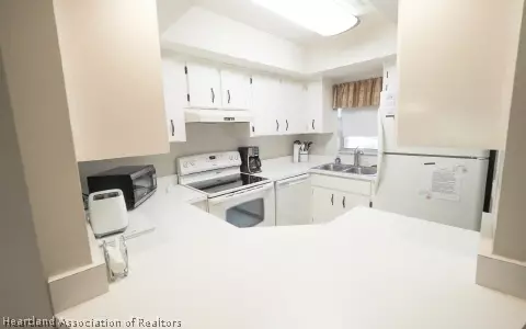 3653 Edgewater Dr, Sebring, FL 33872 photo 9